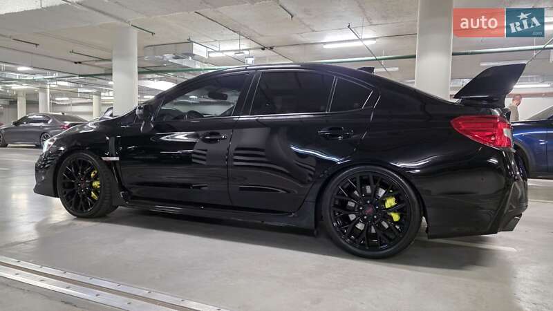 Седан Subaru WRX STI 2017 в Киеве