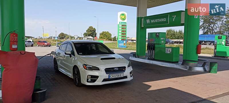 Седан Subaru WRX STI 2015 в Умани