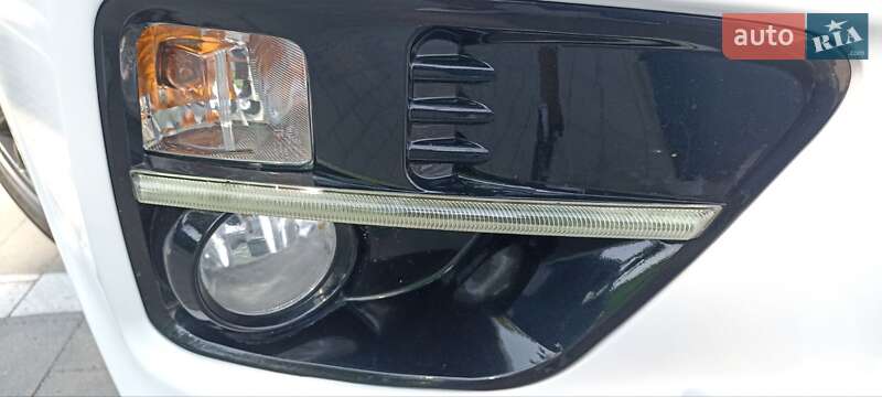 Седан Subaru WRX STI 2015 в Умани