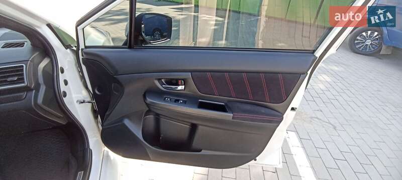 Седан Subaru WRX STI 2015 в Умани