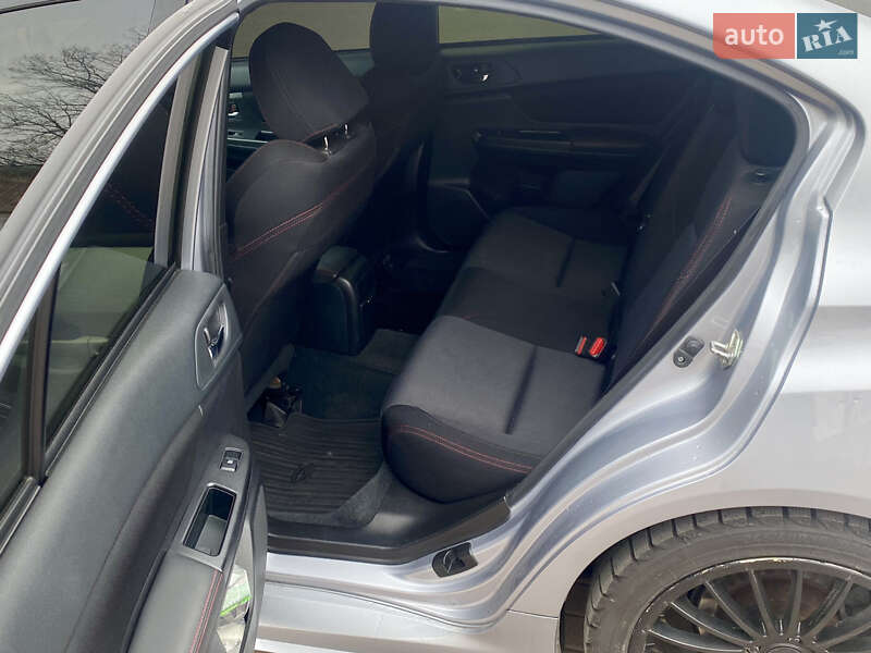 Седан Subaru WRX 2014 в Киеве