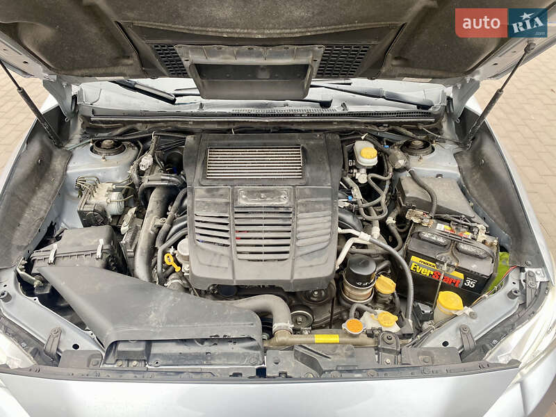 Седан Subaru WRX 2014 в Киеве
