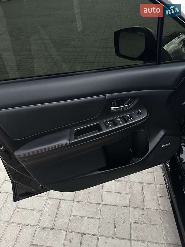 Седан Subaru WRX 2014 в Днепре