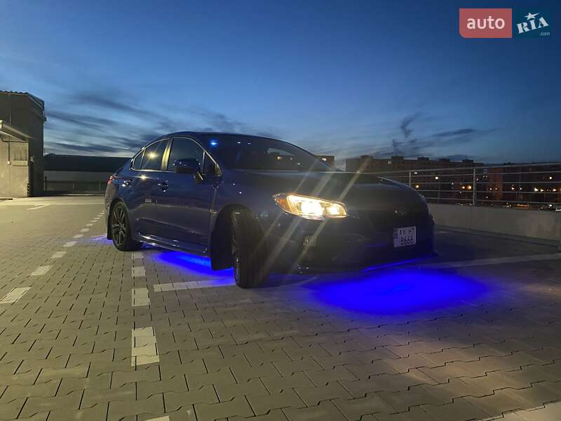 Седан Subaru WRX 2015 в Дніпрі