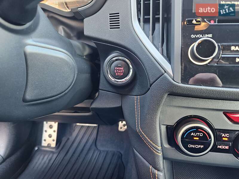 Внедорожник / Кроссовер Subaru XV 2018 в Одессе