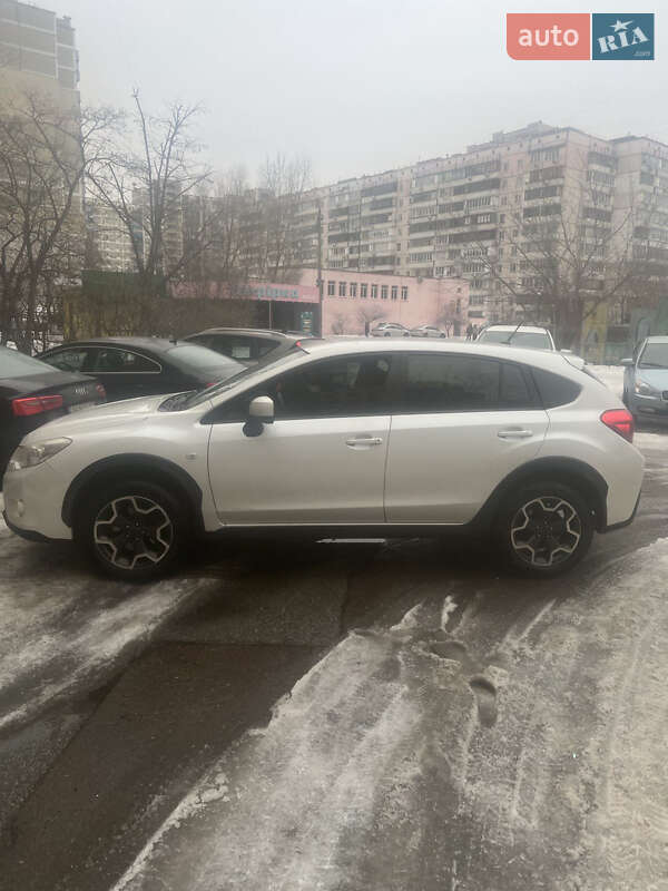 Позашляховик / Кросовер Subaru XV 2013 в Києві