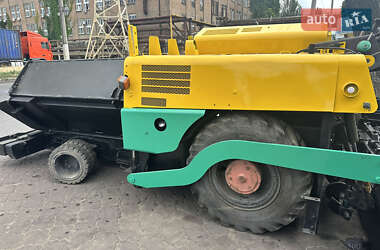 Асфальтоукладчик Sumitomo SH 2013 в 