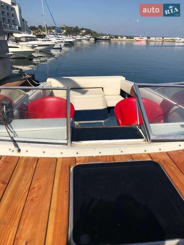 Катер Sunranner Sunranner 1986 в Одесі фото 5 Катер Sunranner Sunranner 1986 в Одесі