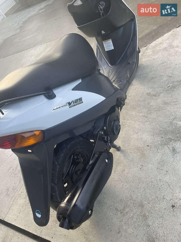 Макси-скутер Suzuki Address V125 2007 в Киеве