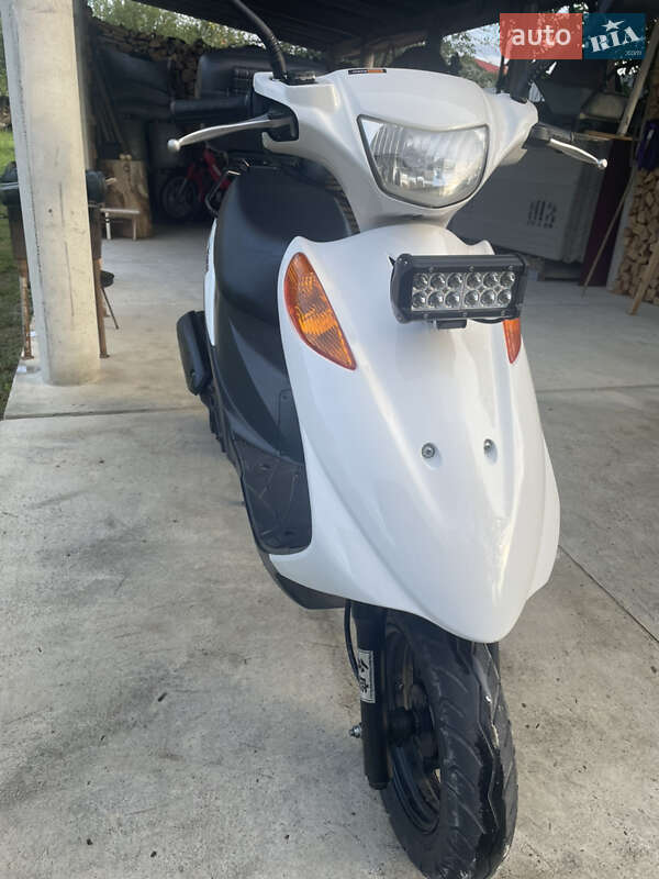Макси-скутер Suzuki Address V125 2007 в Киеве