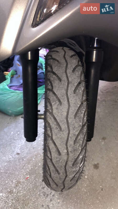 Скутер Suzuki Address V125 2010 в Одесі