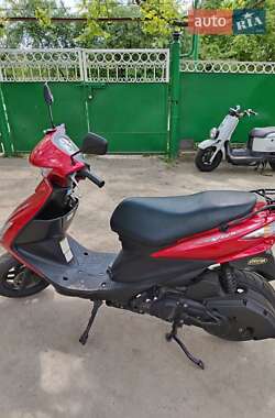 Макси-скутер Suzuki Address V125 2013 в 