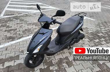 Скутер Suzuki Address V125 2014 в Остер