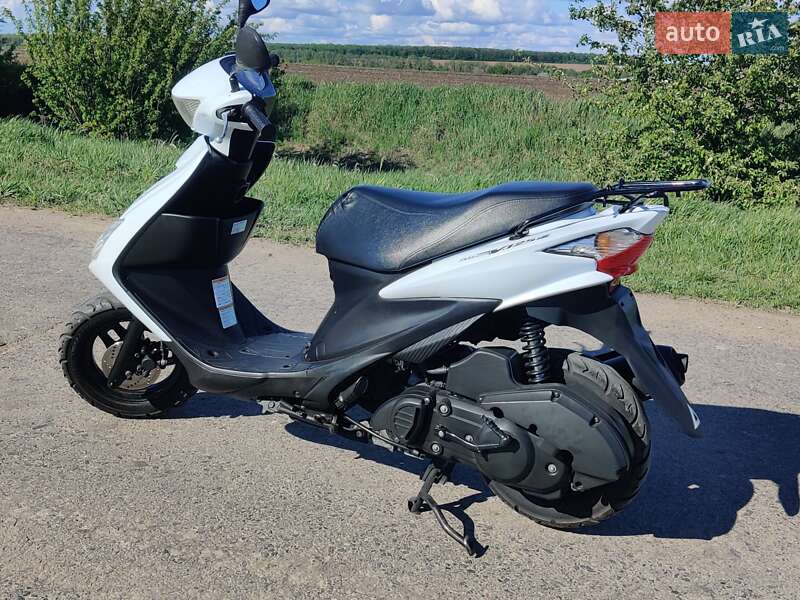 Скутер Suzuki Address V125 2014 в Харкові
