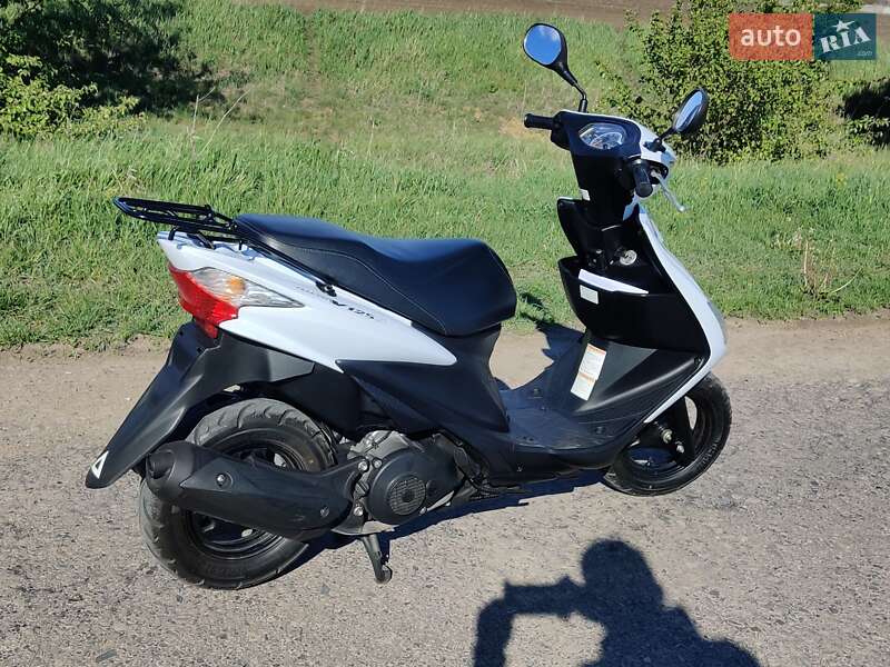 Скутер Suzuki Address V125 2014 в Харкові