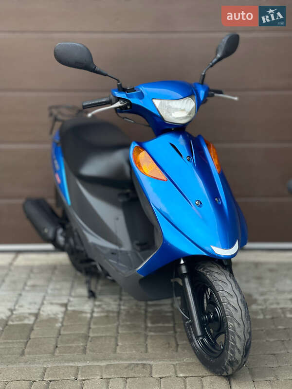 Suzuki Address V125 2012