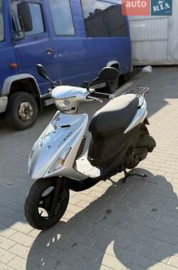 Скутер Suzuki Address V125 2013 в Малині