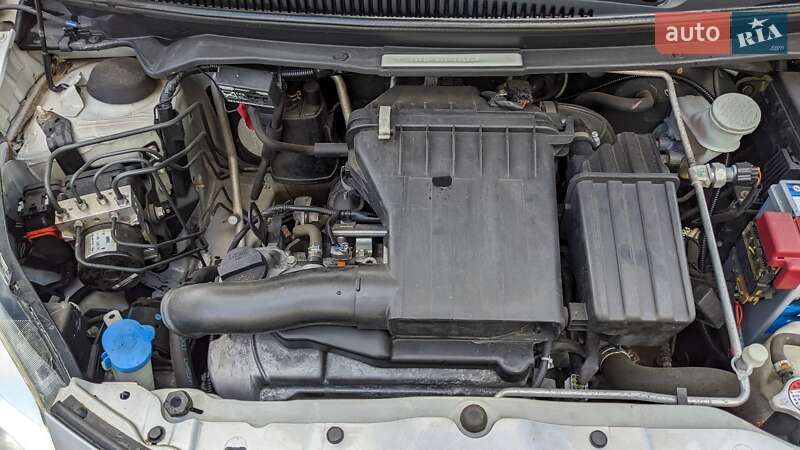Хэтчбек Suzuki Alto 2011 в Кривом Роге