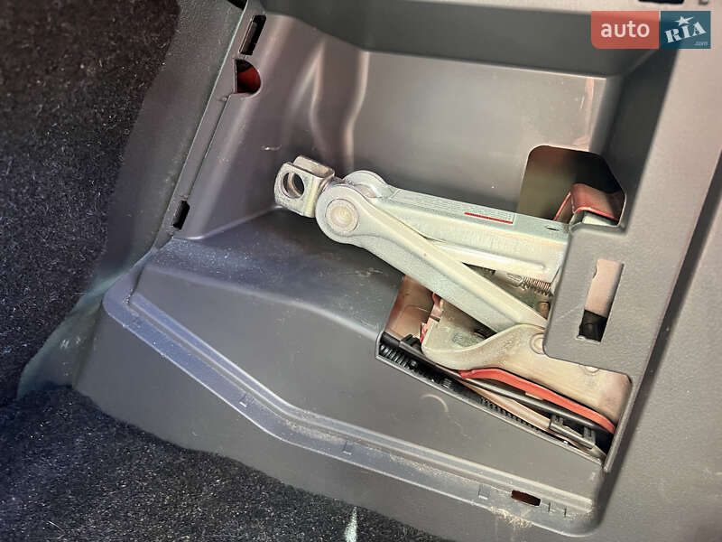 Хетчбек Suzuki Alto 2011 в Броварах