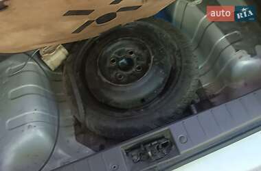 Хетчбек Suzuki Alto 2004 в 