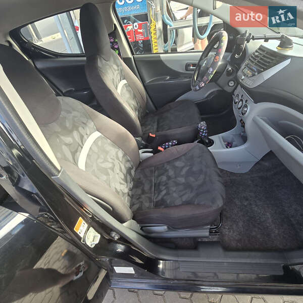 Хетчбек Suzuki Alto 2011 в Києві