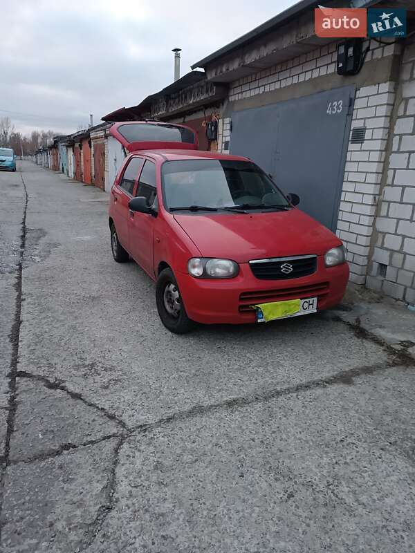 Хэтчбек Suzuki Alto 2002 в Киеве