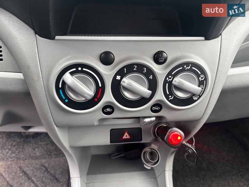 Хэтчбек Suzuki Alto 2010 в Запорожье