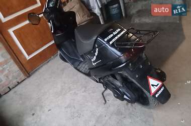 Грузовые мотороллеры, мотоциклы, скутеры, мопеды Suzuki AP 50 1982 в 
