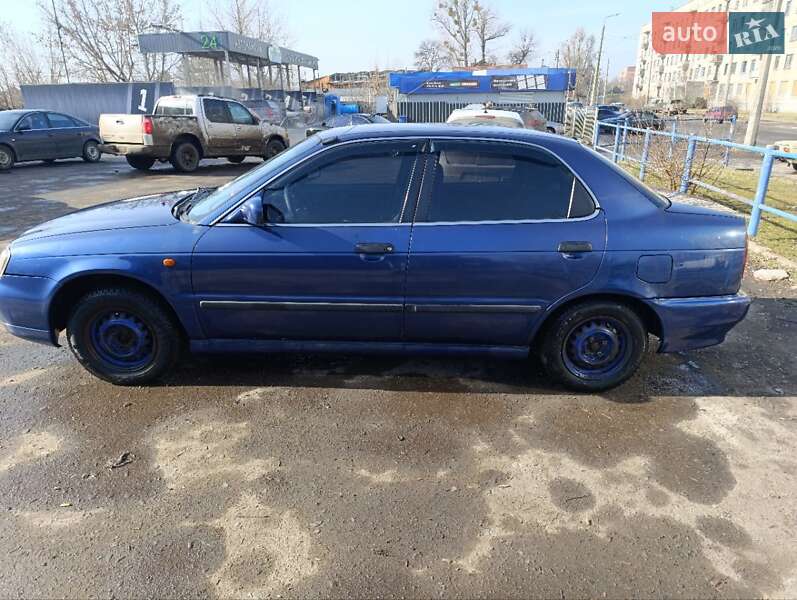 Седан Suzuki Baleno 1999 в Славянске