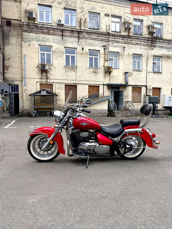 Suzuki Boulevard C50 2005 Suzuki Boulevard C50 2005