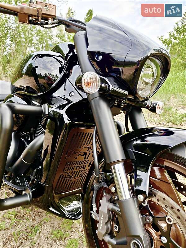 Мотоцикл Круизер Suzuki Boulevard M109R 2019 в Киеве