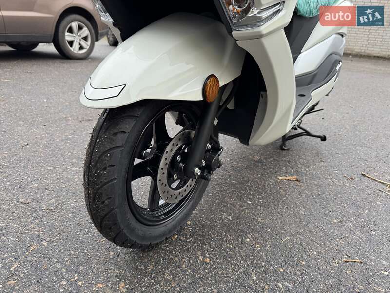 Макси-скутер Suzuki Burgman 125 2024 в Днепре
