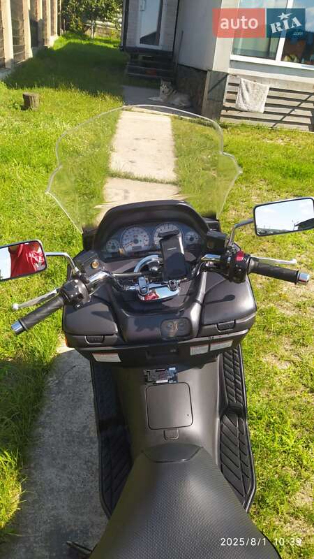 Макси-скутер Suzuki Burgman 400 2007 в Нетешине