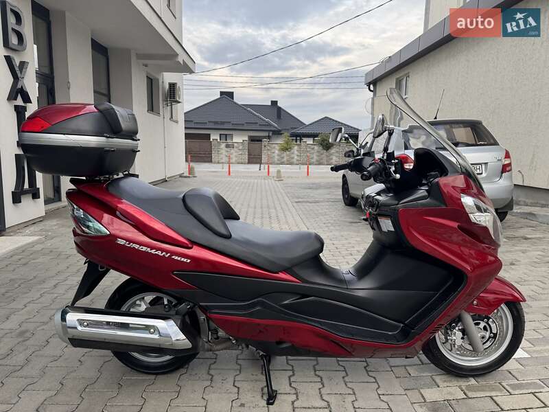 Макси-скутер Suzuki Burgman 400 2008 в Ровно