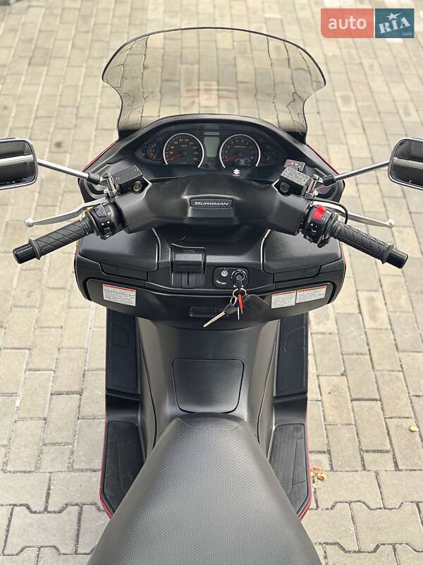 Макси-скутер Suzuki Burgman 400 2008 в Ровно