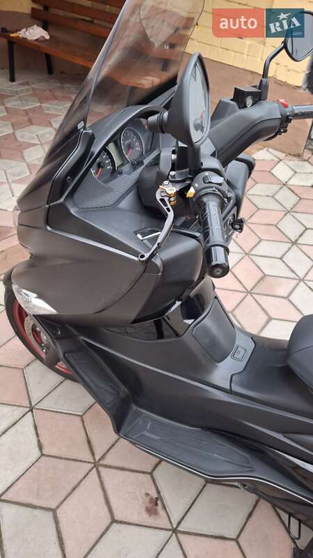 Макси-скутер Suzuki Burgman 400 2018 в Днепре