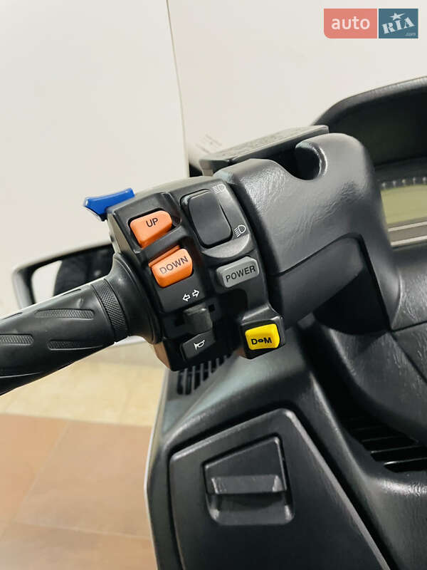 Максі-скутер Suzuki Burgman AN 650 2005 в Києві фото 26 Максі-скутер Suzuki Burgman AN 650 2005 в Києві