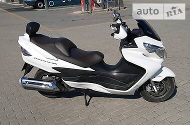 Скутер Suzuki Burgman 2010 в Ивано-Франковске