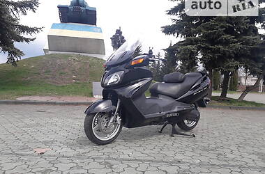 Макси-скутер Suzuki Burgman 2004 в Дубно