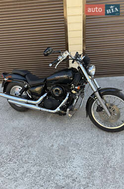 Мотоцикл Чоппер Suzuki Desperado 400 1997 в 