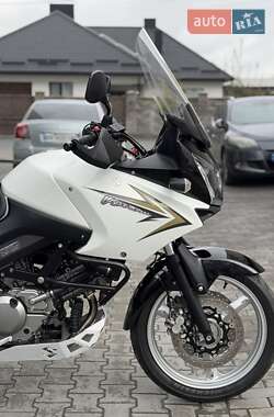 Мотоцикл Туризм Suzuki DL 650 2011 в Ровно