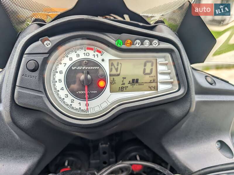 Мотоцикл Туризм Suzuki DL 650 2012 в Вінниці