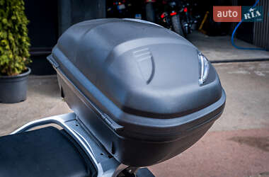 Мотоцикл Многоцелевой (All-round) Suzuki DL 650 2006 в 