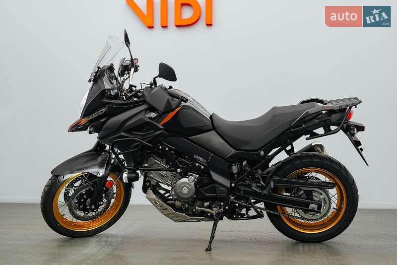 Suzuki DL 650 2024