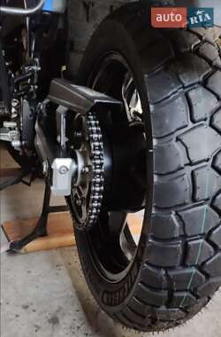 Мотоцикл Туризм Suzuki DL 650 2005 в 