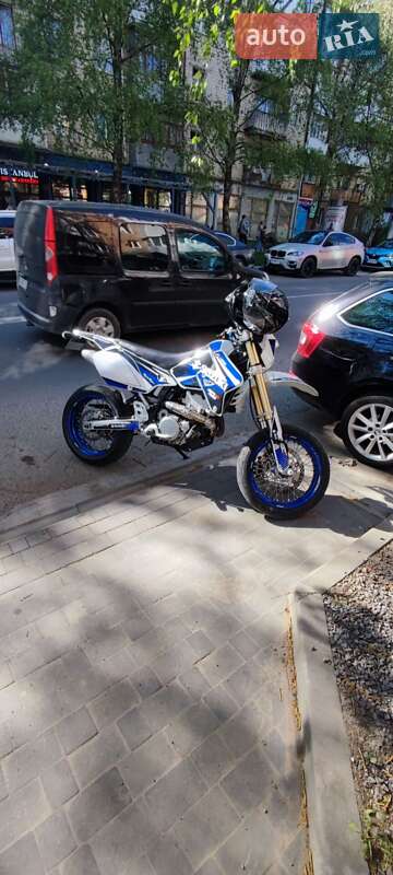 Мотоцикл Супермото (Motard) Suzuki DR-Z 400SM 2016 в Черновцах фото 8 Мотоцикл Супермото (Motard) Suzuki DR-Z 400SM 2016 в Черновцах