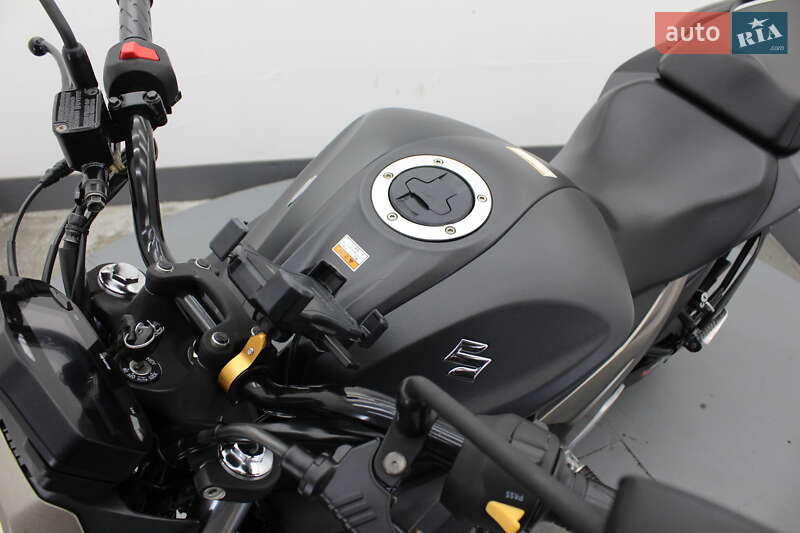 Мотоцикл Без обтекателей (Naked bike) Suzuki Gixxer 250 2021 в Гнивани