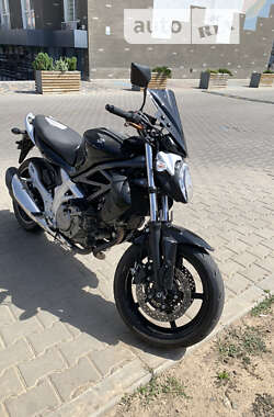 Мотоцикл Без обтекателей (Naked bike) Suzuki Gladius 400 2012 в Одессе