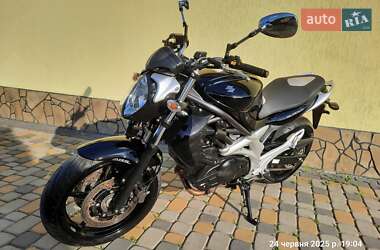 Мотоцикл Багатоцільовий (All-round) Suzuki Gladius 400 2010 в Луцьку