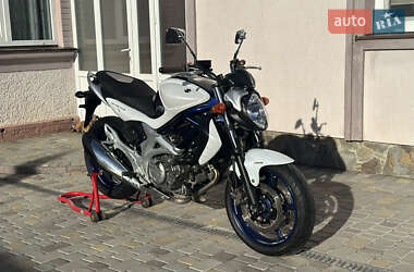 Мотоцикл Без обтекателей (Naked bike) Suzuki Gladius 400 2011 в Львове